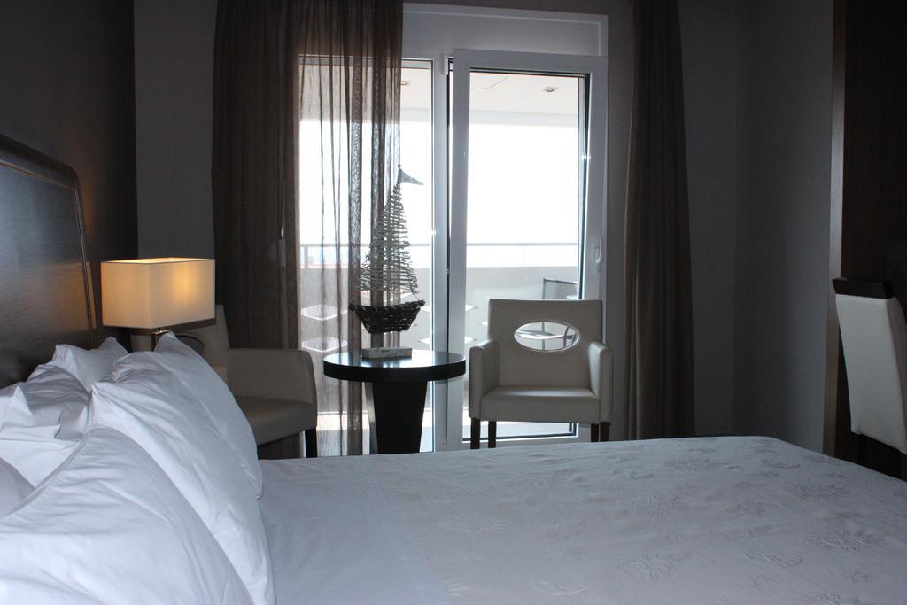 Nea Kallikrateia Hotel Cariatis מראה חיצוני תמונה