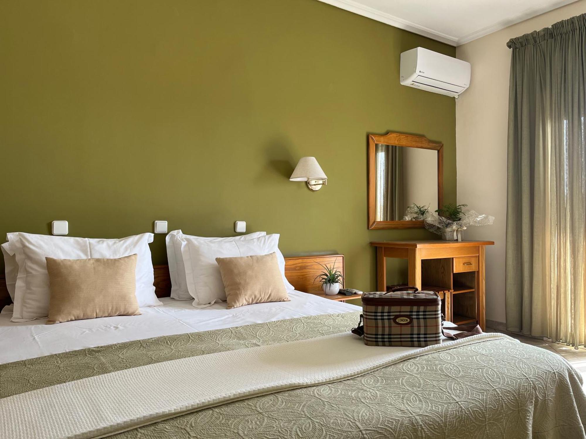 Nea Kallikrateia Hotel Cariatis מראה חיצוני תמונה