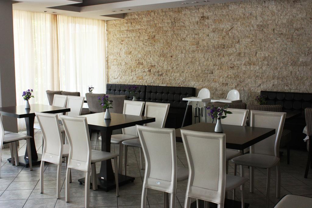 Nea Kallikrateia Hotel Cariatis מראה חיצוני תמונה