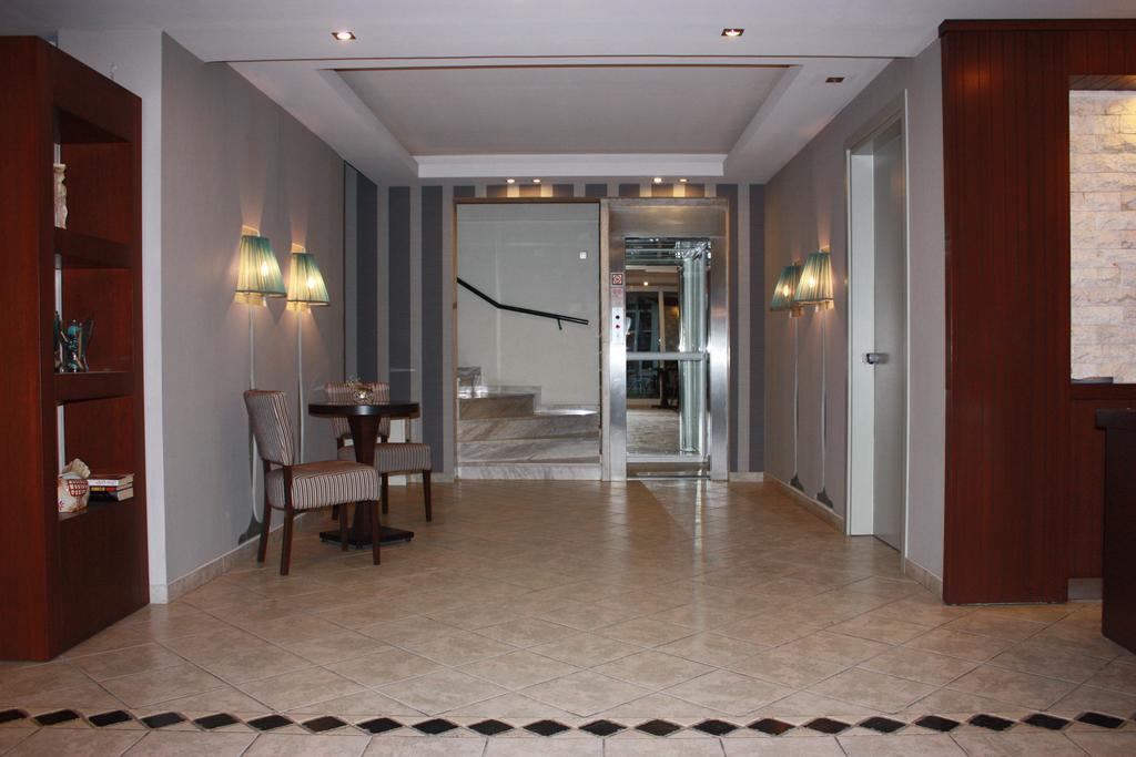 Nea Kallikrateia Hotel Cariatis מראה חיצוני תמונה