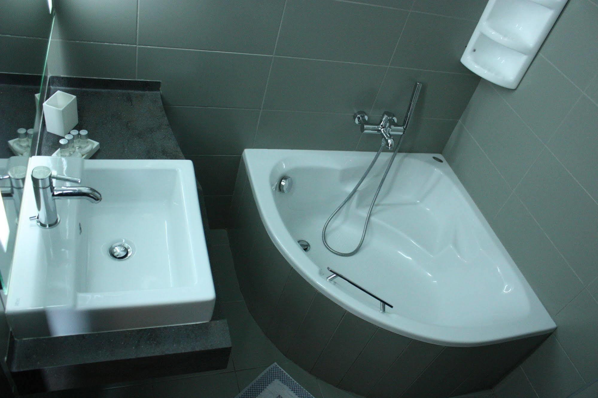 Nea Kallikrateia Hotel Cariatis מראה חיצוני תמונה