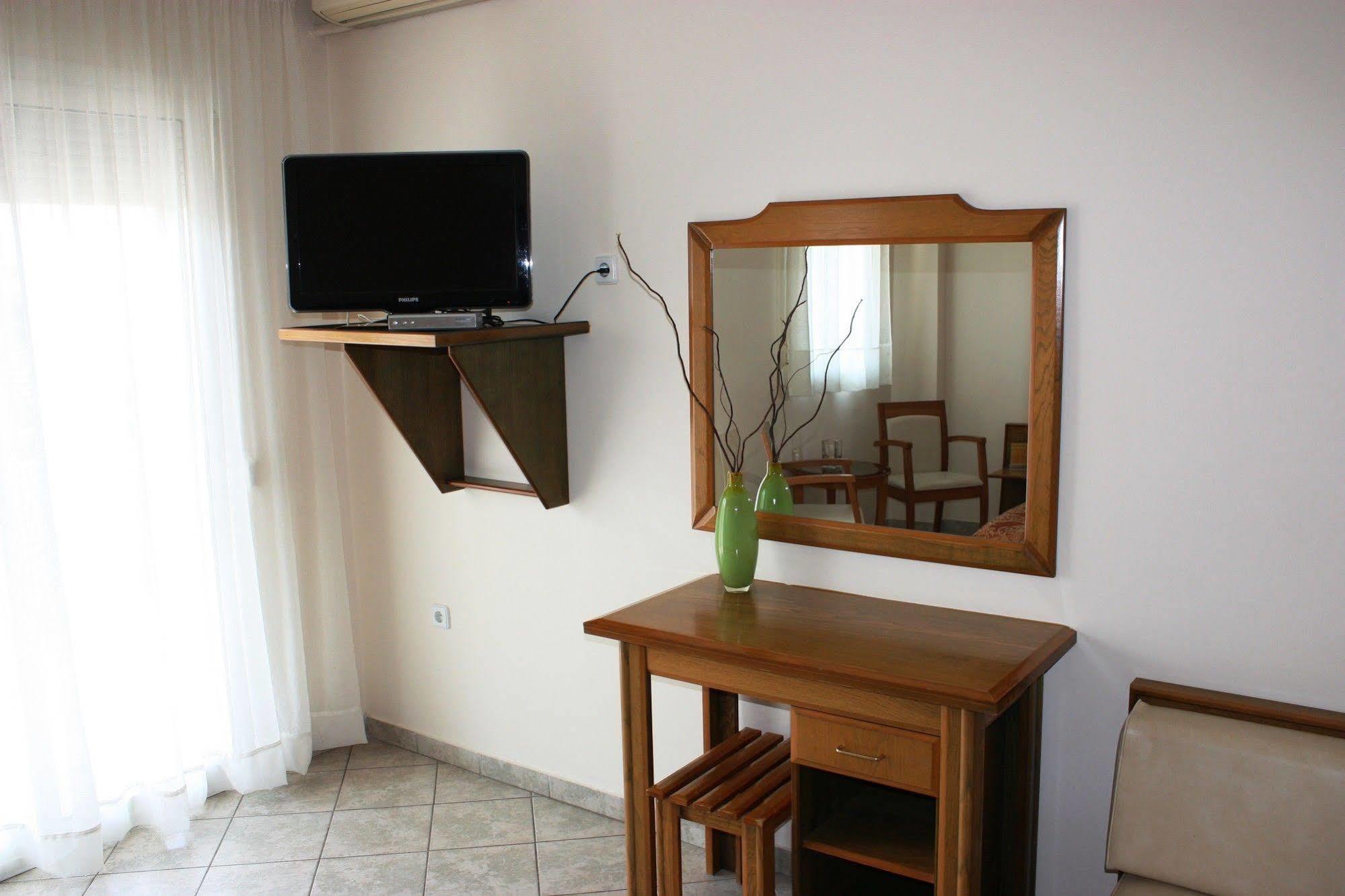 Nea Kallikrateia Hotel Cariatis מראה חיצוני תמונה