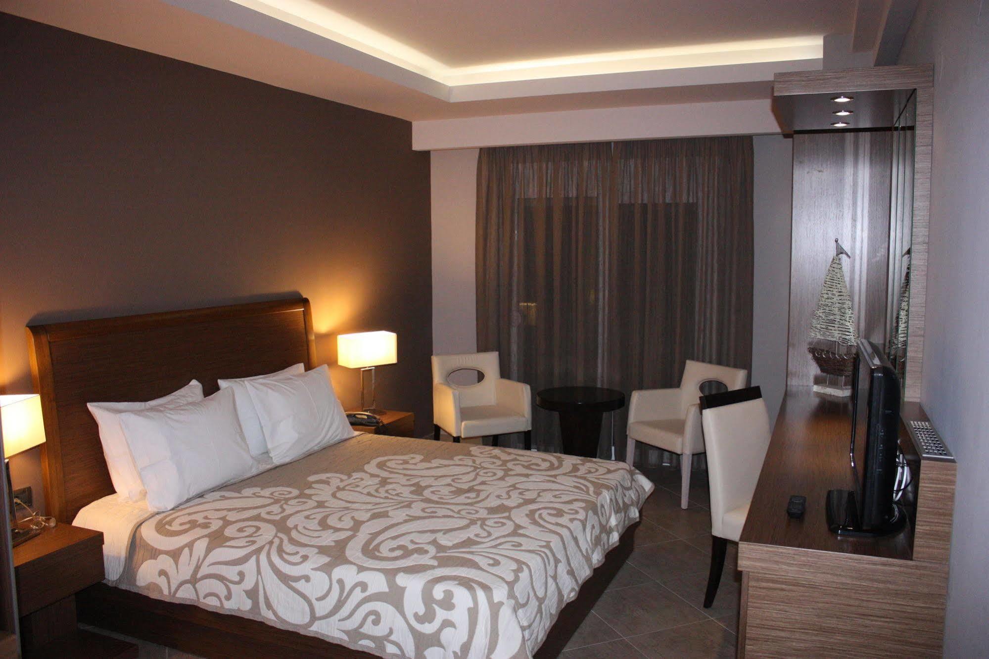 Nea Kallikrateia Hotel Cariatis מראה חיצוני תמונה