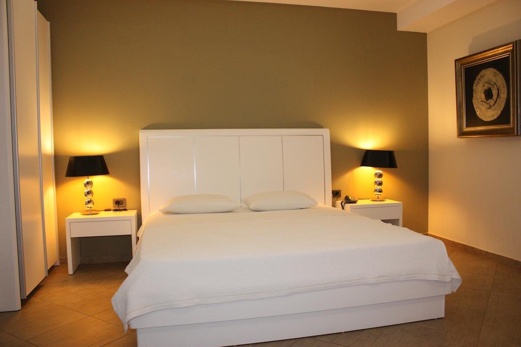 Nea Kallikrateia Hotel Cariatis מראה חיצוני תמונה
